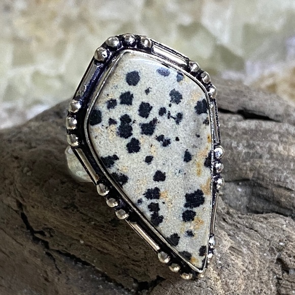 Dalmatian Jasper Natural Gemstone Ring, coffin shape, .925 Sterling overlay. - Picture 3 of 6